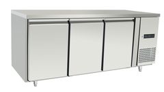 Stół chłodniczy 3-drzwiowy 420 l, Arktic, Profi Line, Bez tylnego rantu, 334L, 230V/400W, 700x1795x(H)839mm