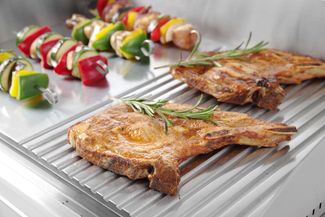 Griddle half ribbed, HENDI, Profi Line, 1/2 flat, 1/2 ribbed, 230V/2400W, 527x404x(H)233mm 1