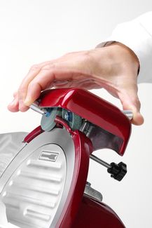 Slicer 250 Red Edition Profi Line, HENDI, Profi Line, 220-240V/320W, 514x484x(H)373mm 1