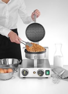 Waffle maker round, HENDI, 230V/1000W, 250x491x(H)285mm 1