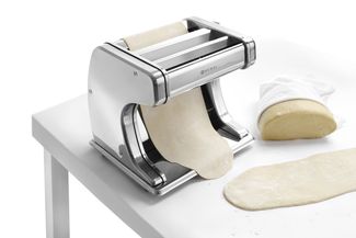 Elektrický strojček na cestoviny, HENDI, Profi Line, 230V/70W, 256x213x(H)232mm