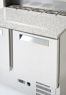 2-door refrigerated counter with superstructure and granite worktop, Arktic, 247L, 230V/145W, 900x700x(H)1070mm 1