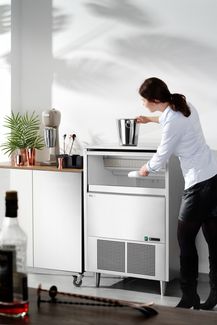 Ice cube machine, Arktic, 220V/900W, 730x600x(H)1136mm 1