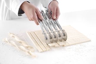 5 wheel dough cutter, HENDI, 222x56x(H)55mm 2