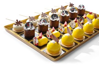 Bandeja de presentación dorada, HENDI, 400x300x(H)20mm 1