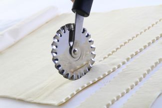 Dough cutter serrated blade, HENDI, (L)188mm 2