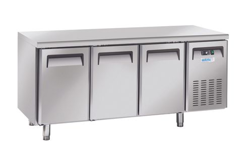 Stół chłodniczy 3-drzwiowy z agregatem bocznym, Arktic, GN 1/1, 230V/350W, 1800x700x(H)850mm