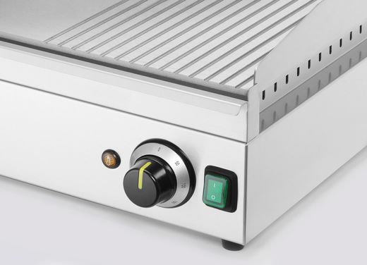 Griddle 1/3 ribbed, HENDI, Kitchen Line, 220-240V/3500W, 697x474x(H)241mm 1