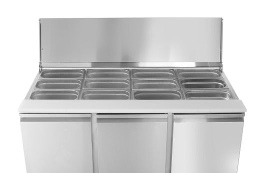 Three door salad counter 380L, Arktic, 253L, 230V/310W, 700x1380x(H)868mm 1