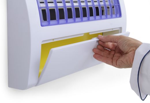 Apparecchio insetticida con foglio adesivo 120 m², HENDI, 230V/36W, 540x80x(H)281mm 1