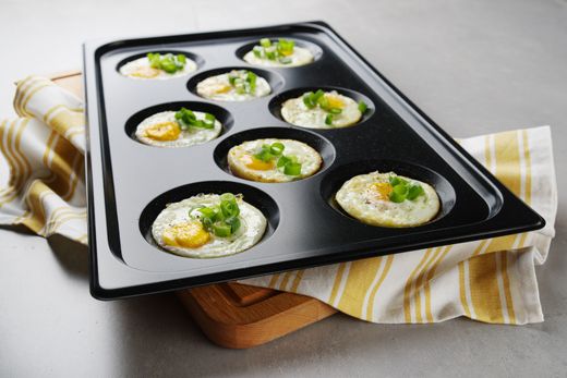 Vassoio con rivestimento antiaderente CONVECTOMAT EGGPLATE, HENDI, GN 1/1, Nero, 530x325x(H)26mm 1