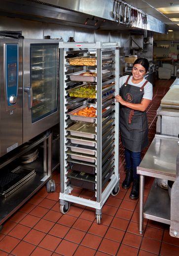 Camshelving Container trolley, 18x GN1/1, Cambro, 730x438x(H)171mm 1