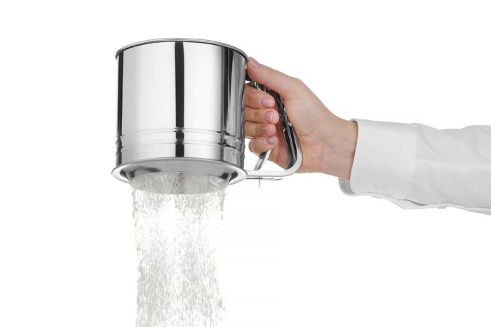 Flour sifter