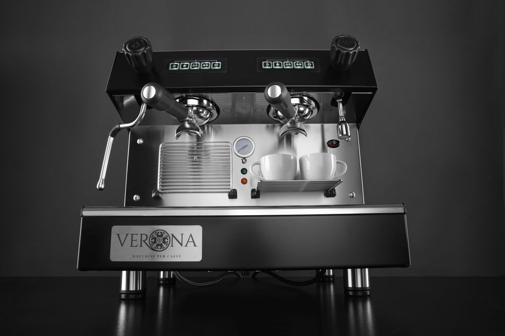 Koffiemachine Julia Compact, 2-groeps, automatisch